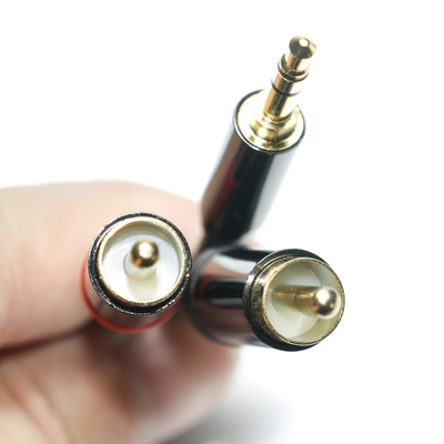RCA Digital Audio Cable Plated Metal Shell Black PVC cover 3.5mm Length 1.25M Golden Connector For Car audio